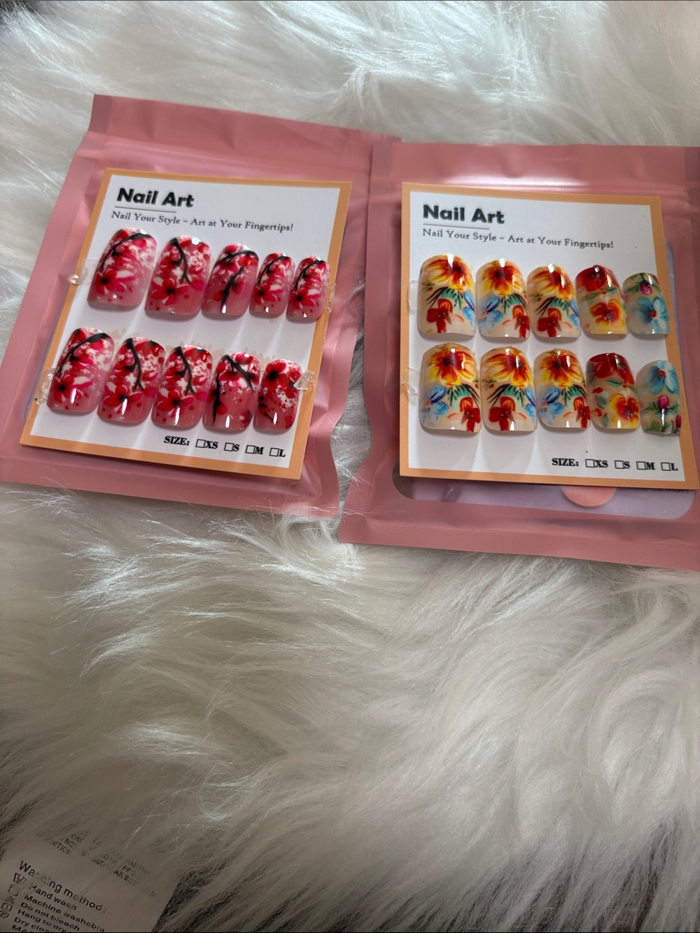 Floral Press-On Nail Set — Red Floral Design